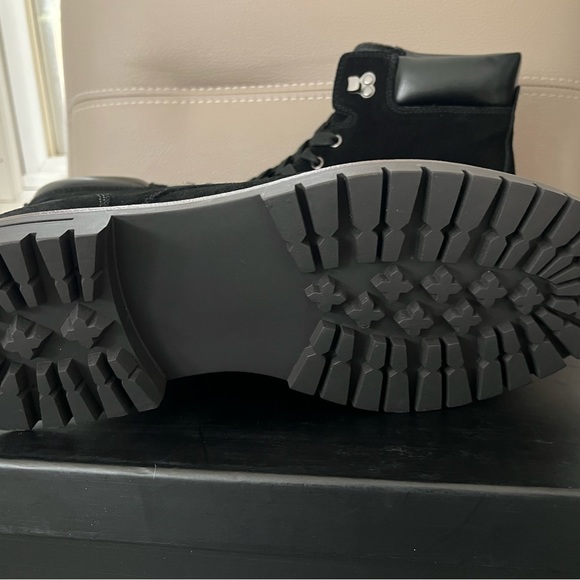 Men “Moretti“ new in box. Black suede chukka boots - Picture 4 of 7